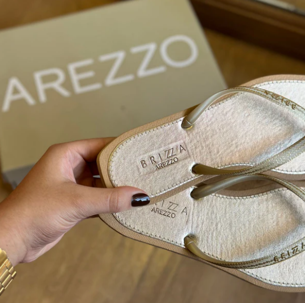 Chinelo de Dedo Arezzo Square Bicolor Brizza Z190270026