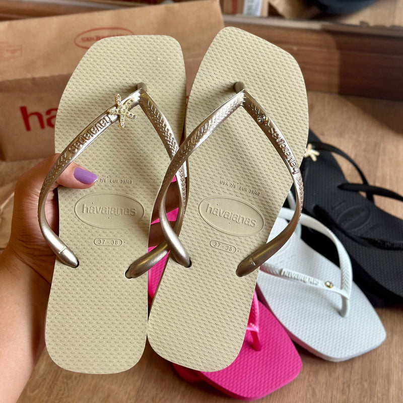 Havaianas Slim Square + Pingente estrela do mar e ponto de luz