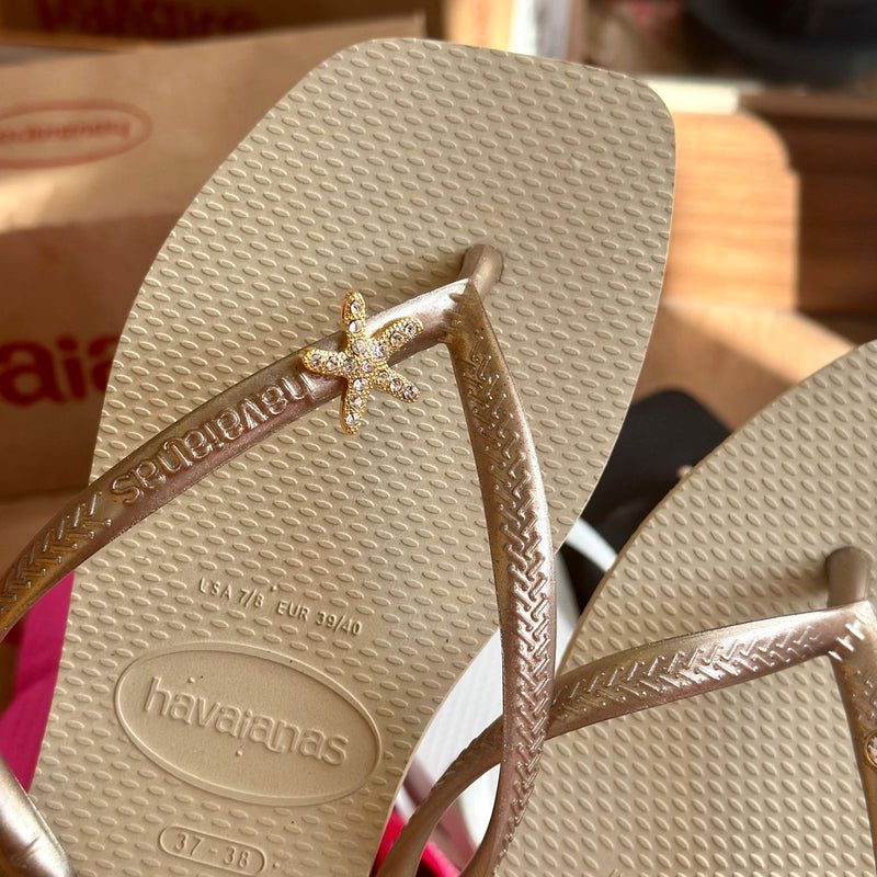 Havaianas Slim Square + Pingente estrela do mar e ponto de luz