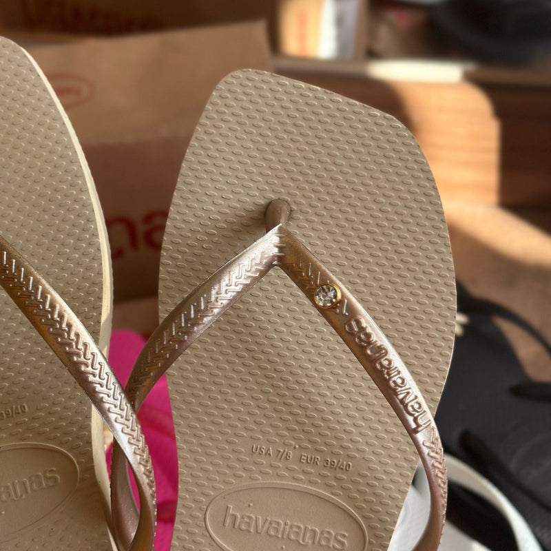 Havaianas Slim Square + Pingente estrela do mar e ponto de luz