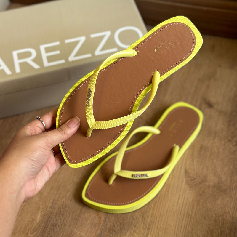 Chinelo de Dedo Arezzo Leaf Recouro Brizza Z190620002