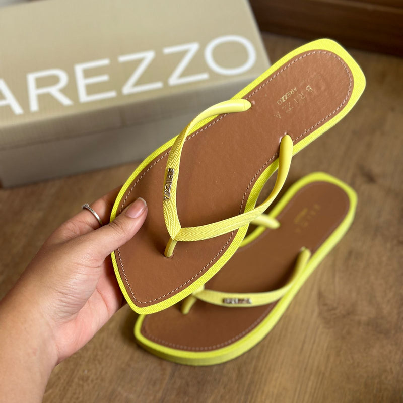 Chinelo de Dedo Arezzo Leaf Recouro Brizza Z190620002