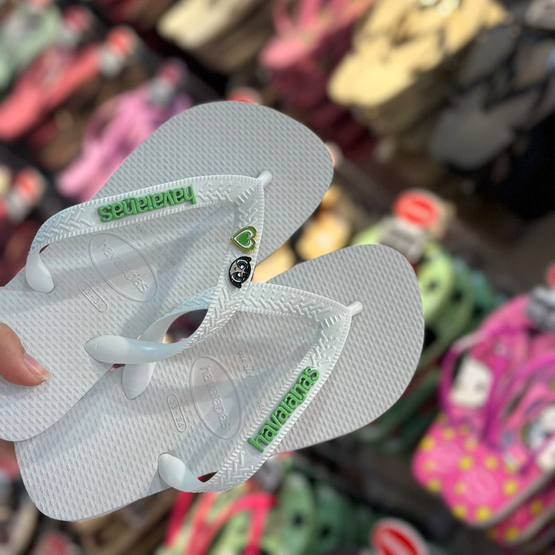 Havaianas Top + Placa Logo + Pin Meninas Super Poderosas e Coração