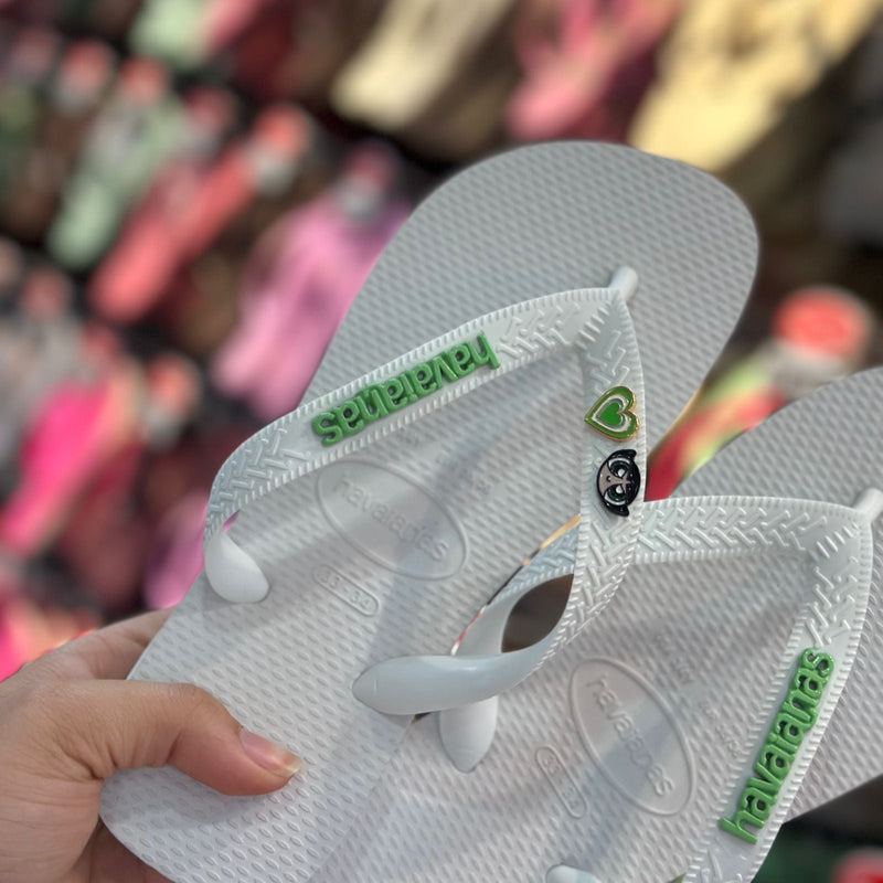 Havaianas Top + Placa Logo + Pin Meninas Super Poderosas e Coração