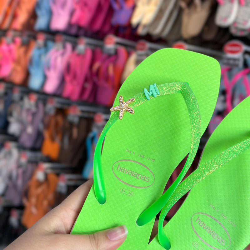 Havaianas Slim Square Glitter Neon (Verde) + Pin Nome e Estrela do Mar (A - E)