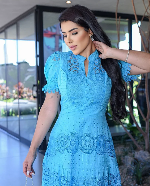 VESTIDO LAISE BORDADO E GUIPIR AZUL