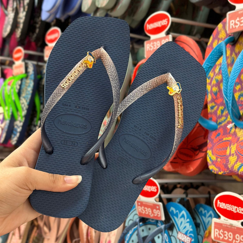 Havaianas Slim Square Glitter (Azul)+ Pingente Pato Donald