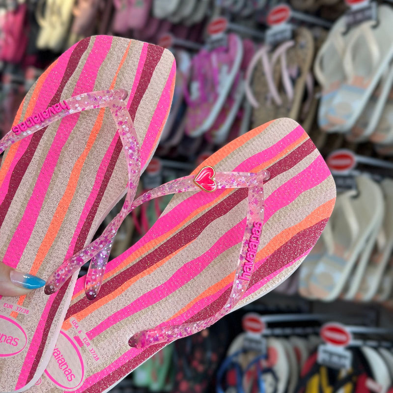 Havaianas Slim Square Folia + Pin Coração